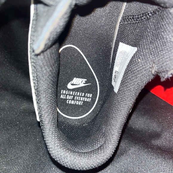 Nike Black and White Women’s Air Max 90 Size 9 - Picture 9 of 10